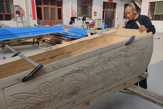 老人自制棺材被环保局罚5.4万！法院：破坏环境侵害公共利益！